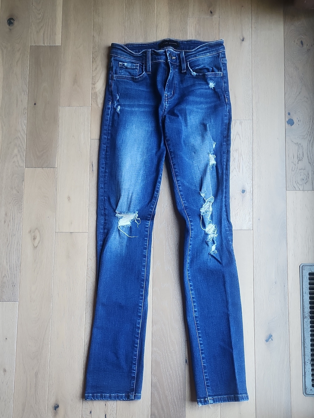 Flying Monkey Distressed Skinny Jeans, size 25